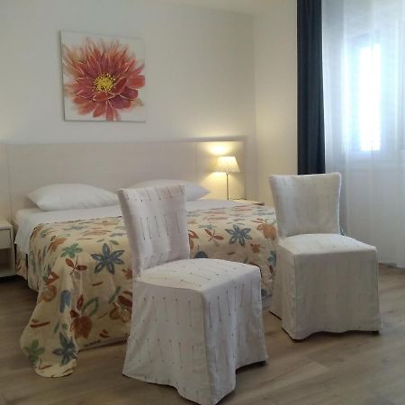 Apartmani Mateo Primosten Luaran gambar